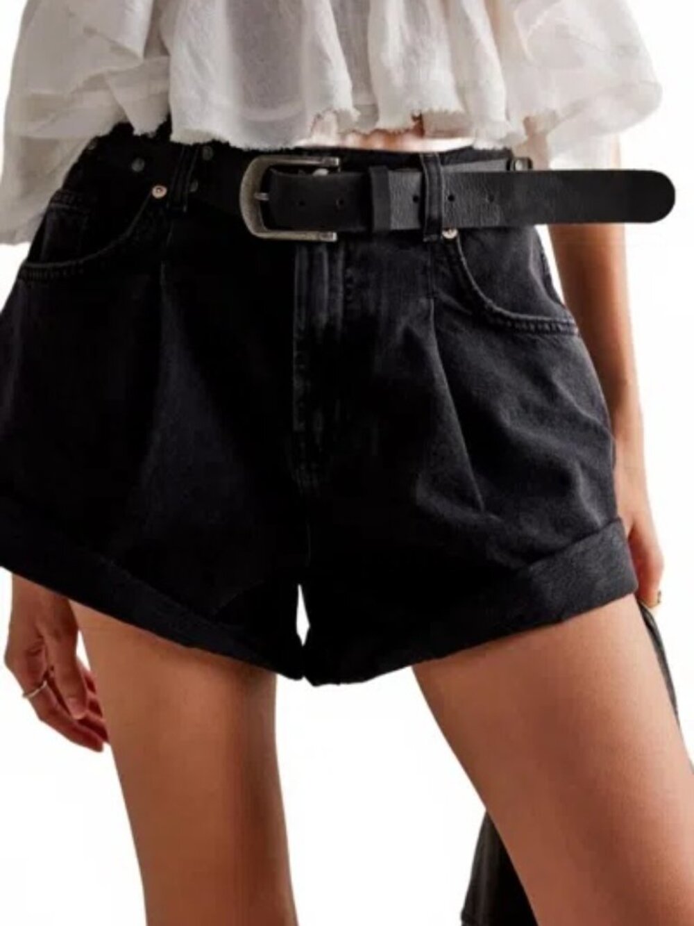 ISO We The Free Danni High Rise Shorts Sz: Small, Black